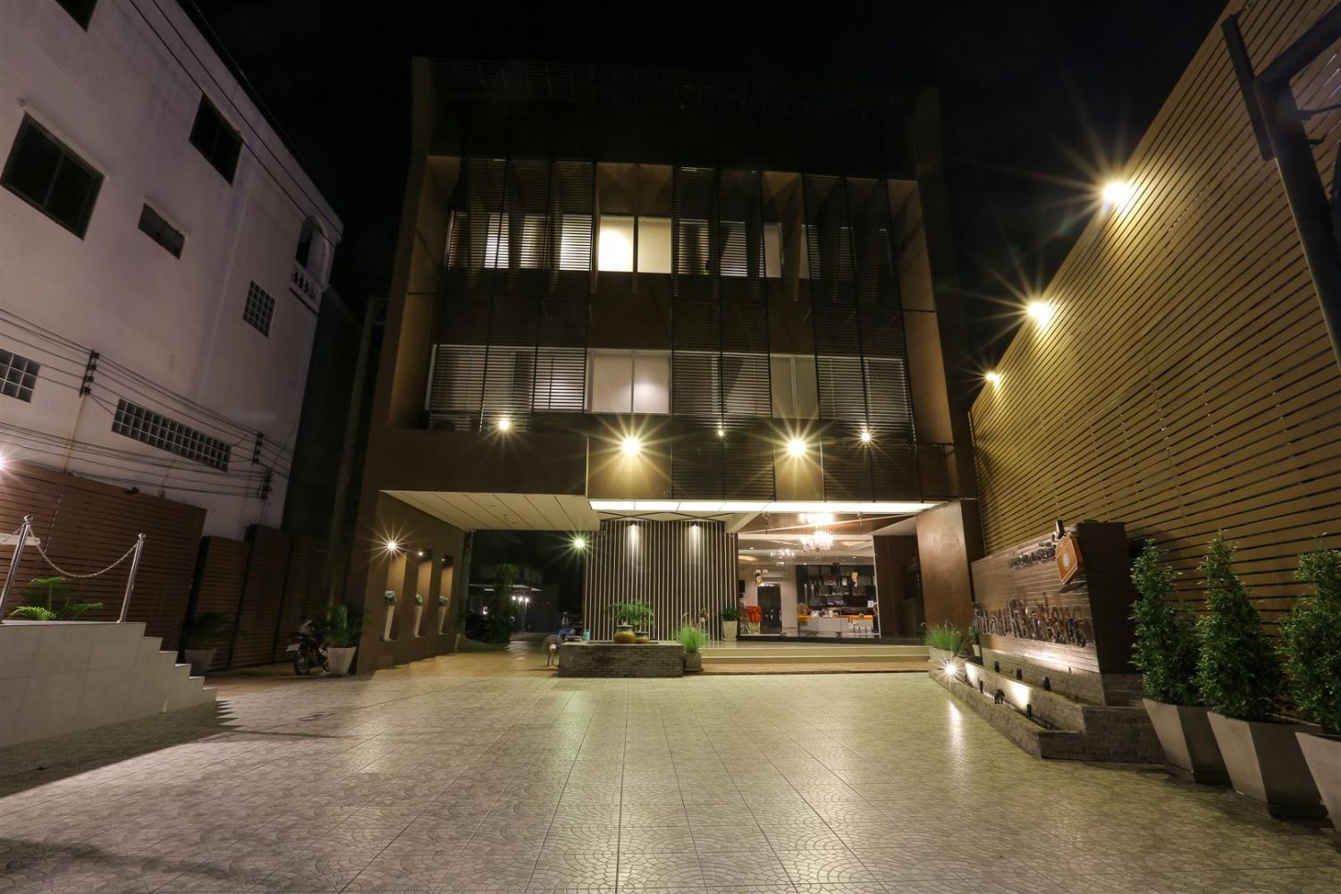 โรงแรม พอร์ทเทรท ปราณบุรี ( ห้องพัก รายวัน - รายเดือน ) photo 10
