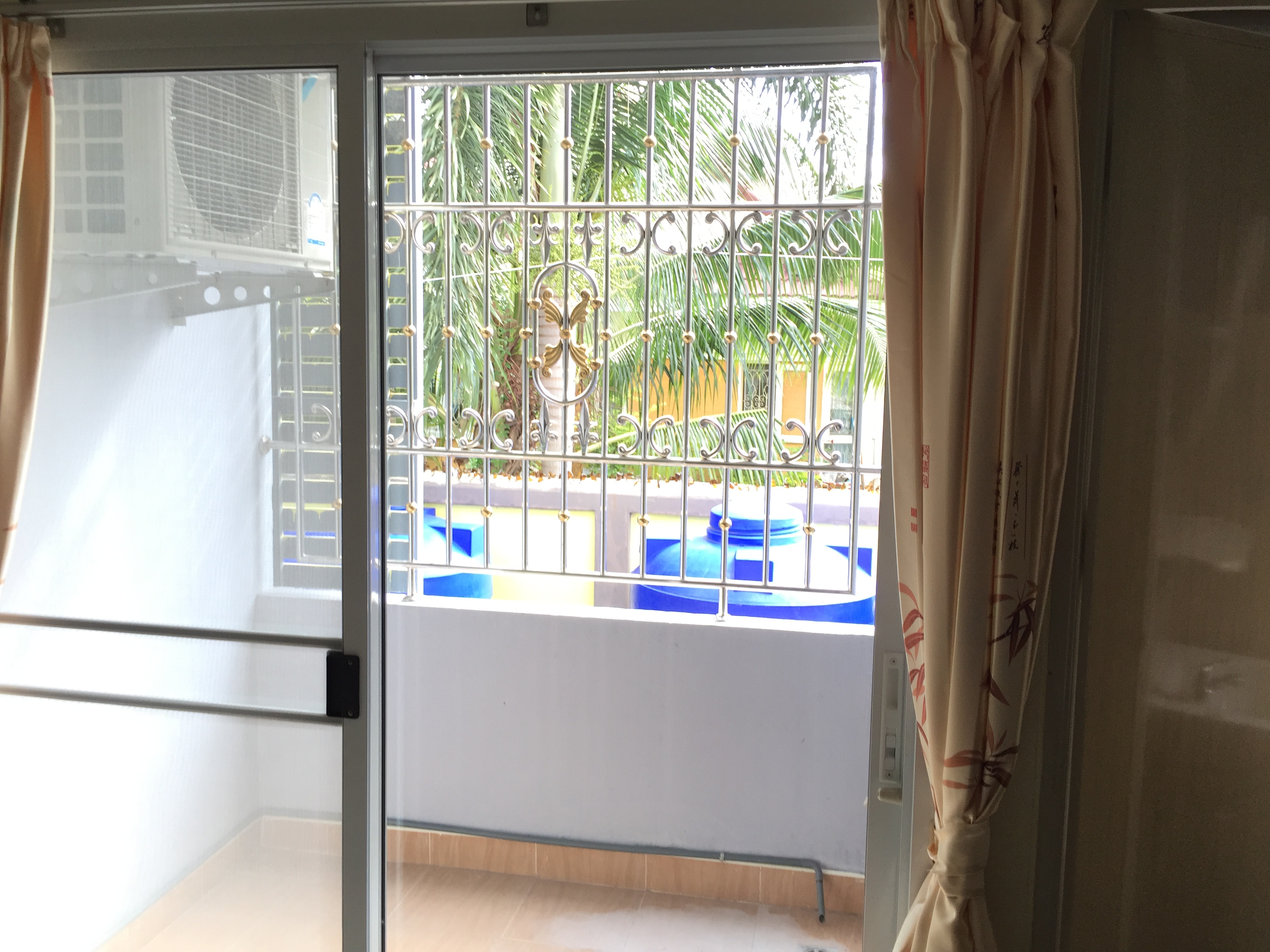 7 house Apartment photo 6