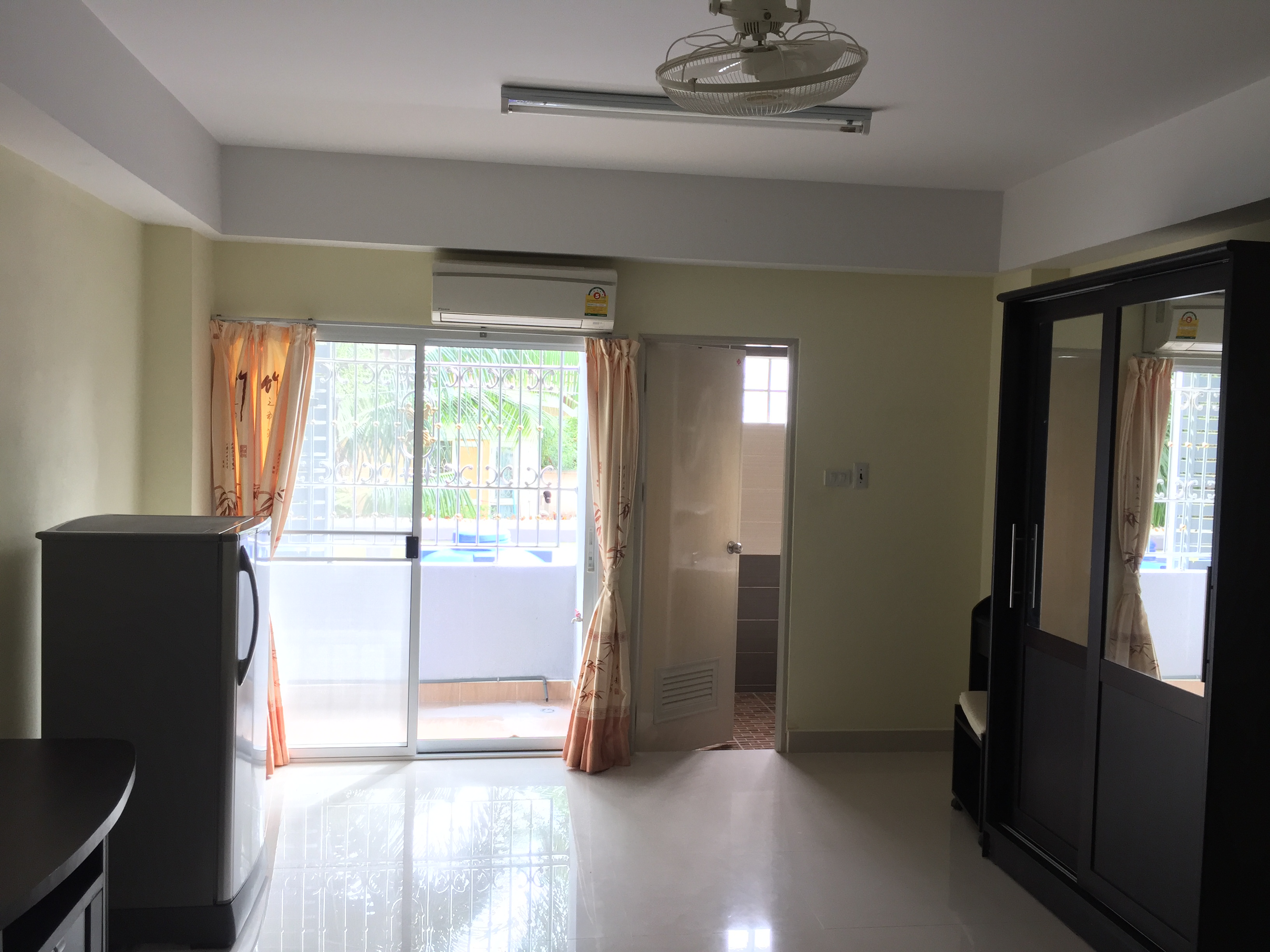 7 house Apartment