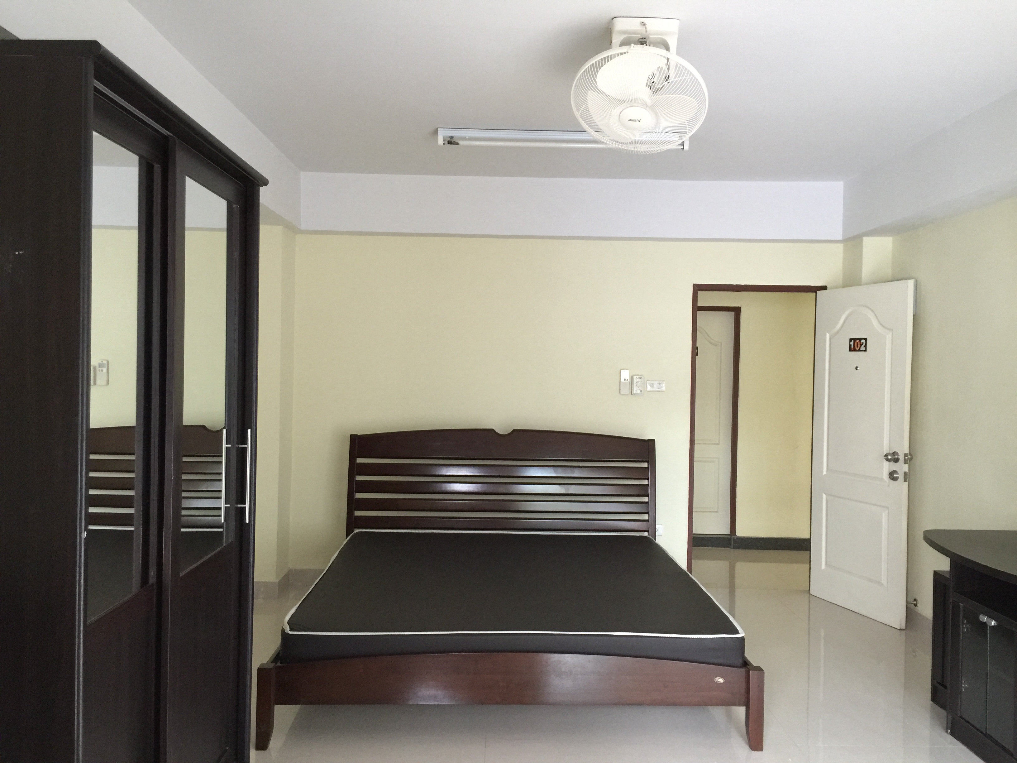 7 house Apartment