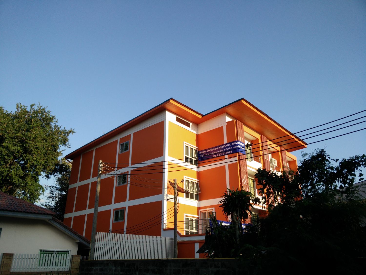 Hunsana Apartment